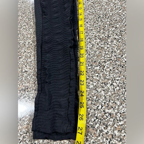 Booty by Brabants black stretchy leggings, good, preowned condition, size OS - Picture 6 of 8